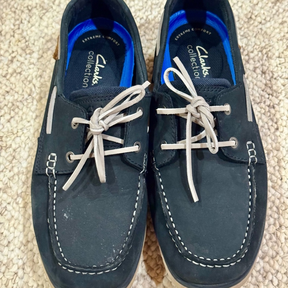 Clarks Collection Navy Boat Shoes – Men’s US 9